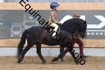 HUX-2806